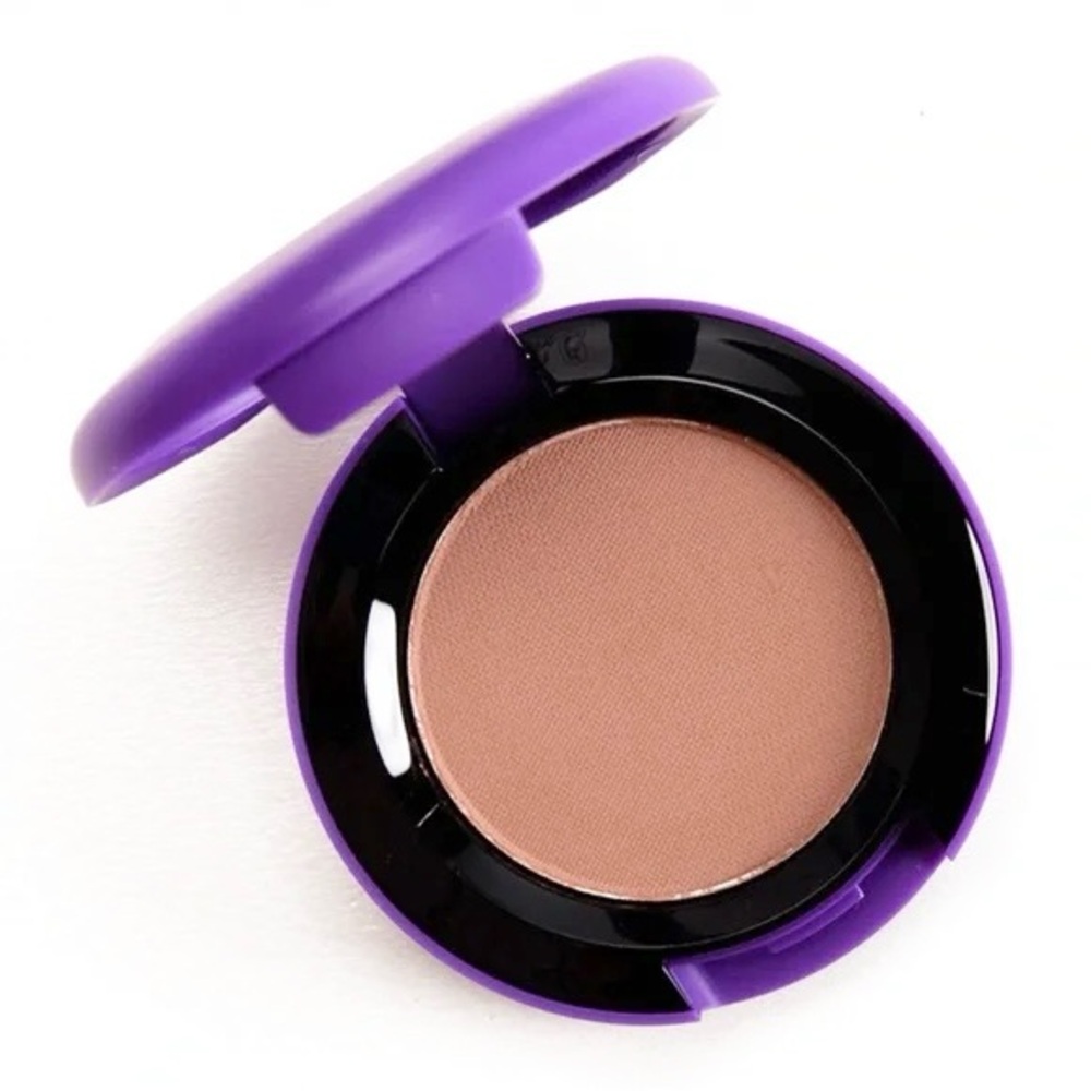 MAC Cosmetics Selena Eyeshadow